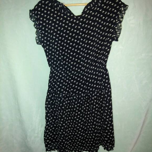 NWOT Willow & Clay Bow Patterned Dress - Picture 2 of 5